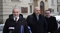 Briefing �eskomoravské konfederace odborových svaz� (�MKOS). Na snímku vlevo...