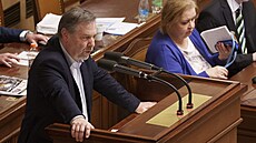 Sch�ze Poslanecké sn�movny. Vyslovení d�v�ry vlád�. Na snímku Radek Koten...