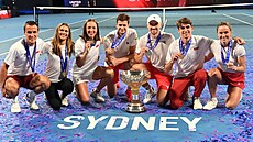 Pol�tí tenisté slaví vít�zství v United Cupu. Ve finále za�ídil vyrovnání...