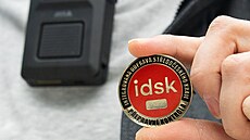 P�epravní kontrolo�i ve St�edo�eském kraji disponují  p�enosnými kamerami.