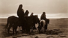 Americký fotograf Edward S. Curtis proslul fotkami p�vodních obyvatel Spojených...