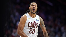 Radost Jaylona Tysona z Clevelandu b�hem utkání proti Philadelphii.