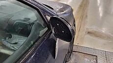 Policisté zastavili v Jind�ichov� Hradci auto, které na silnice nepat�í. Na...