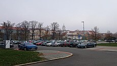 V Písku na výstavi�ti slou�í �idi��m parkovi�t�. Radnice by na jeho míst�...