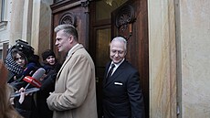 Filip Turek p�i p�íchodu na koali�ní jednání ANO, SPD a Motorist� sob�. Ze jeho...