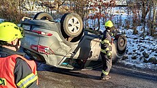 �idi�i kv�li ledovce havarovali i v Hradci Králové a Hronov� v Královéhradeckém...