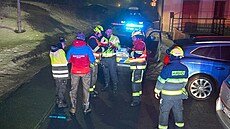 Pátrání po ztracených snowboardistech v oblasti Klínovce v Kru�ných horách (17....