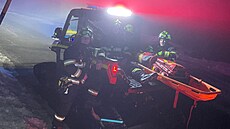 Pátrání po ztracených snowboardistech v oblasti Klínovce v Kru�ných horách (17....