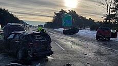 Nehoda na D1 poblí� exitu Lhotka, po ní� musela být dálnice uzav�ena. P�i...