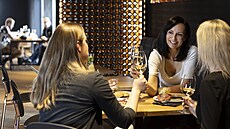 Základem nabídky oblíbené pivnice je �pi�kov� o�et�ené pivo, které je Na...