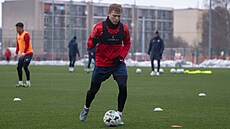 Michal Hlavatý na prvním tréninku v Pardubicích. (14. ledna 2026)