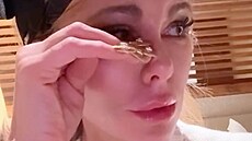 Kate Beckinsale s plá�em vysv�tlila fanou�k�m, jak t�ký pro ni byl rok 2025 a...