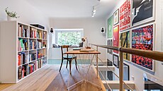 Vysoká st�na poslou�ila jako prostor pro grafickou galerii...