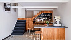 Z bývalé masny v p�ízemí je zajímavá malá kuchy�. Poda�ilo se zachovat i...