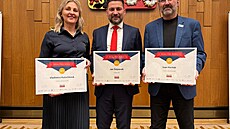 Vladimíra Kutschková, Jan �t�pánek a Ivan Hor�ák s cenami pro nejlep�í...
