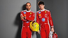 Ferrari na sociálních sítích p�edstavilo závodní kombinézy pro sezonu 2026....