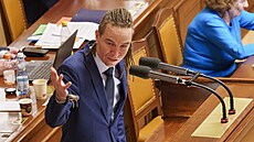 Vyslovení d�v�ry vlád� �eské republiky. Na snímku Ivan Barto� (Piráti). (14....