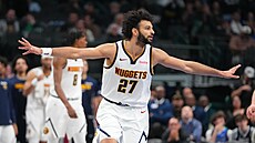 Jamal Murray z Denver Nuggets slaví trefu.