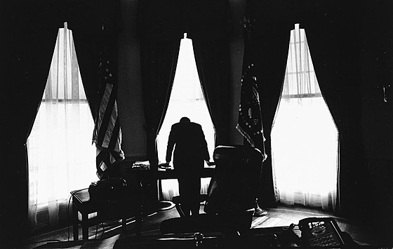 George Tames: Loneliest job (1961)