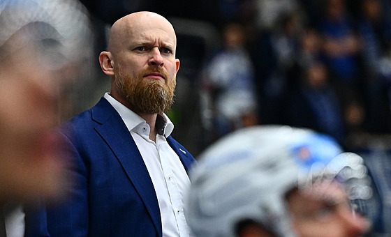 Brn�nský trenér Ji�í Horá�ek b�hem utkání s Libercem.