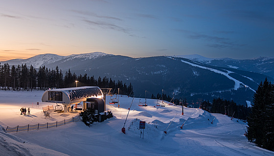 ve�erní ly�ování Hromovka