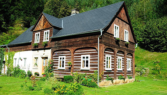 Podstávkové domy se v roce 2026 znovu otev�ou ve�ejnosti