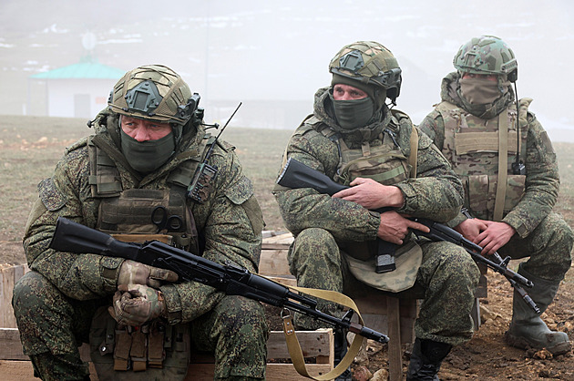 Proč sílí lhostejnost k Ukrajině. Vztah k válce se příliš propojil se vztahem k českým vládám