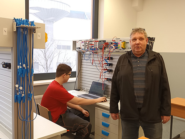 Škola otevřela nejmodernější dílny, chce zahýbat s nedostatkem odborníků