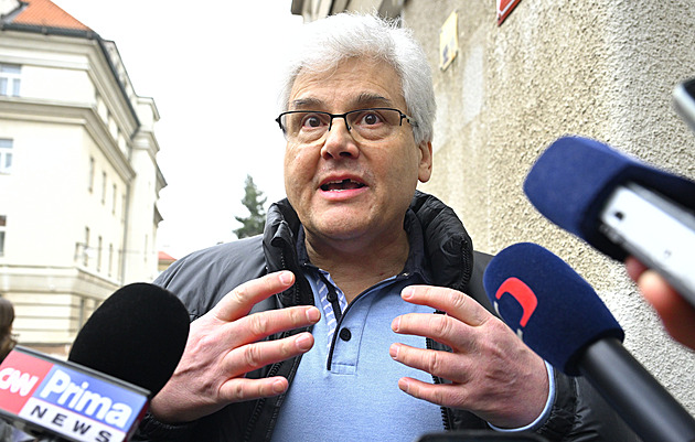 Ludvík je na postu referenta už od února. Není to pracovní pozice, zní z Motola