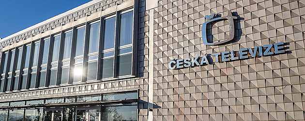 KOMENTÁŘ: Na Kavčí hory s vidlemi a cepy? Leda by zrušili Peče celá země