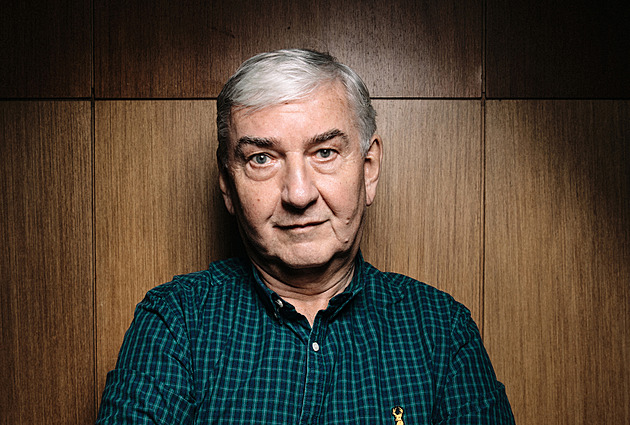 „No jistěé!“ pořvávali na něj. Jak se zrodily Donutilovy slavné role a hlášky