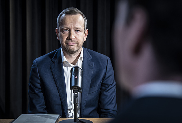 Tragické výnosy, či solidní zisky? Rozstřel přinesl ostrý duel o penzijním spoření