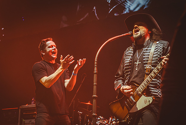 Janda, Kozub i Basiková. Podívejte se, kdo vzdal hold Patriku Hezuckému v O2 areně