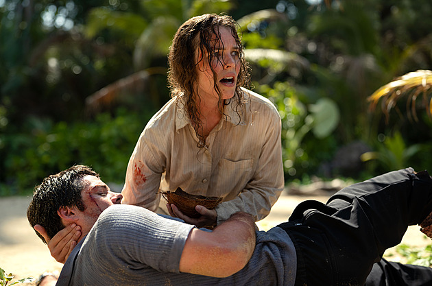 RECENZE: Volejte SOS, legendě hororu se na pustém ostrově úplně rozklížil film