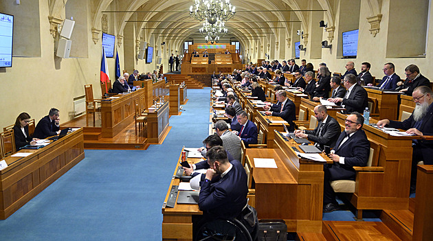 Jsou české soudy nezávislé? Dle senátorů bránících koncesionářské poplatky patrně nikoliv