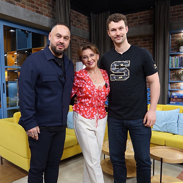 Unikátní socha v O2 areně. Sparta vzdává hold srdcem i oboustrannými dresy