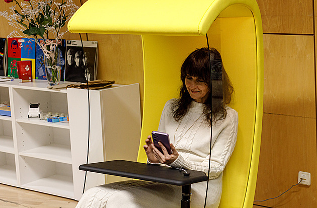 Šicí stroj, 3D tiskárna i hudební nástroje. Knihovna se otevřela kreativcům