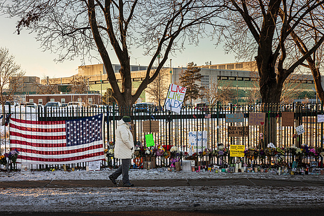 Starosta Minneapolisu si hraje s ohněm, řekl Trump. Zásah povede „pohraniční car“