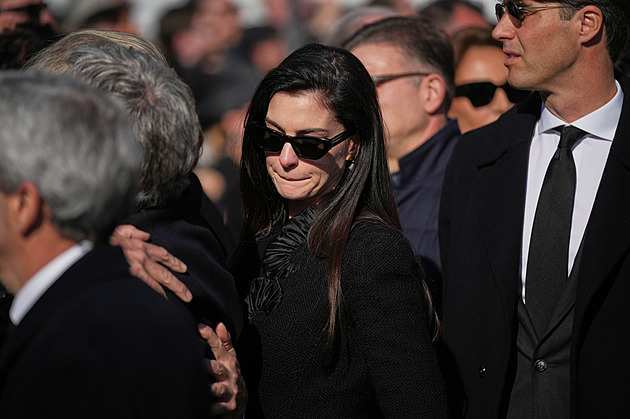 Řím se loučil s Valentinem, přišly hvězdy se slabostí pro vznešenou módu