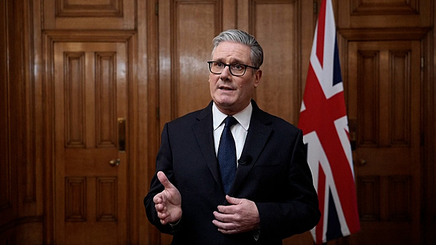 Krize nadstandardních vztahů. Světy hnutí MAGA a britských labouristů jsou si na hony vzdáleny