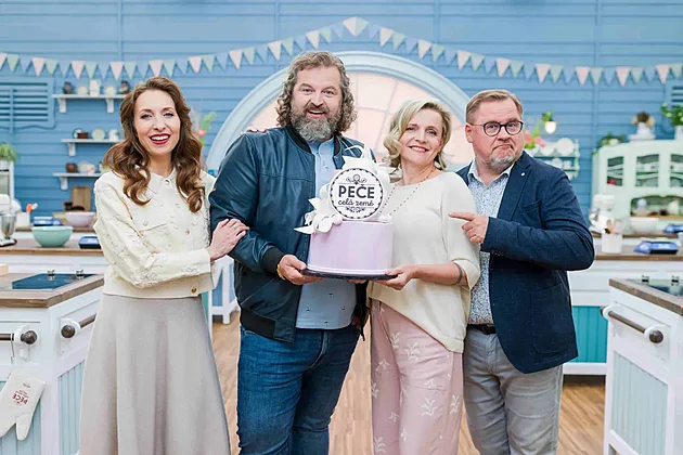 Peče celá země je zpět se 4. řadou a posouvá úroveň amatérských pekařů o stupeň výš