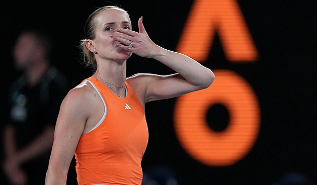 Dokážu být tvrdá soupeřka, ví Svitolinová. Dělá jí radost semifinále i zprávy z domova