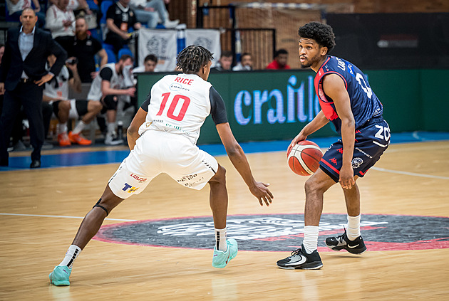 Čtyři porážky a dost. Brno po měsíci zvítězilo, v nadstavbě uspěl i USK