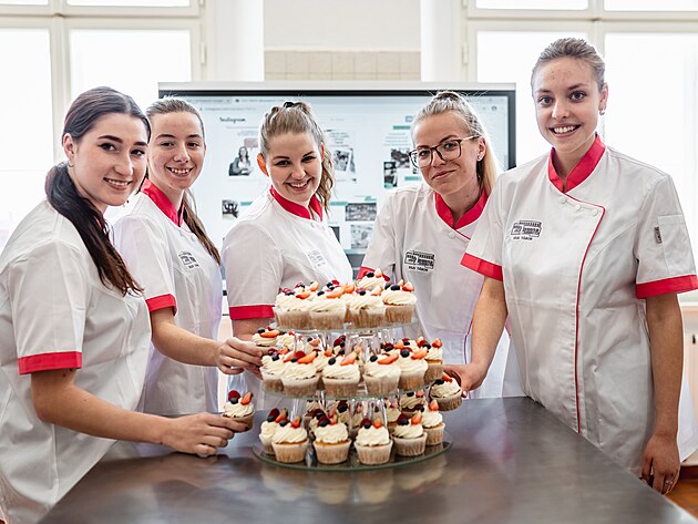 St�edn� �kola obchodu, slu�eb a �emesel T�bor zve na prohl�dky