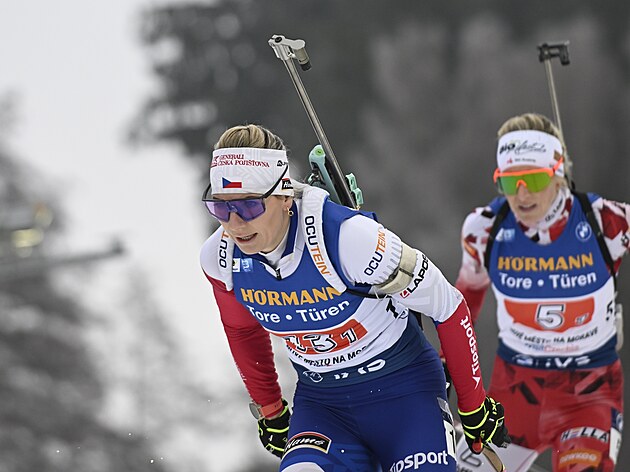 Lucie Charv�tov� na trati singl mixu v Nov�m M�st� na Morav�.