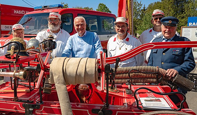 Plze�sk� hejtman: Jsem proti �krt�m v u dobrovoln�ch hasi��