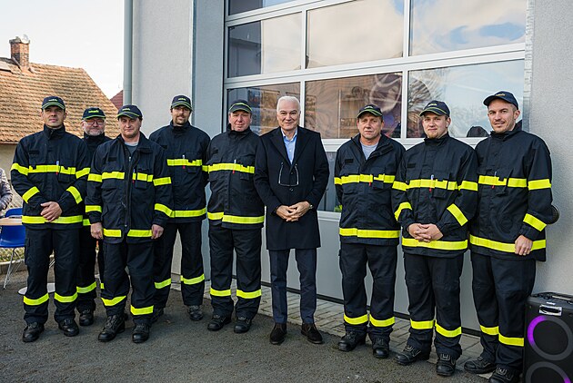 Plze�sk� hejtman: Jsem proti �krt�m v u dobrovoln�ch hasi��