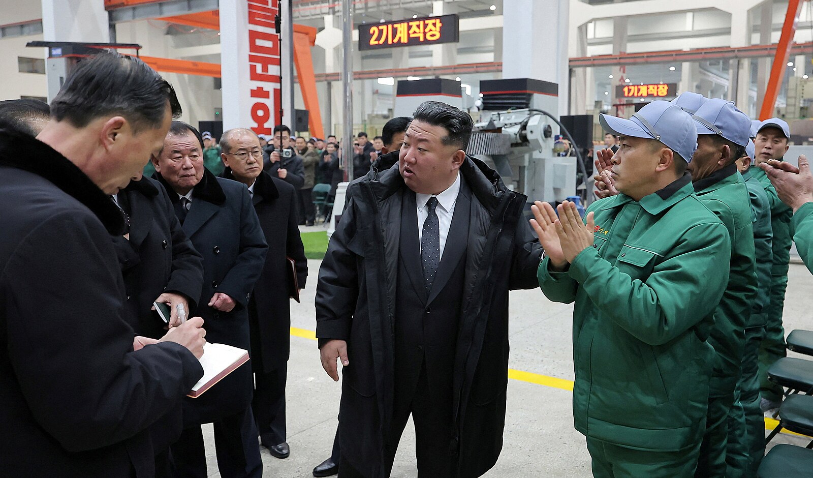 Jako zapřáhnout kozu. Kim veřejně sepsul vicepremiéra, na místě ho odvolal