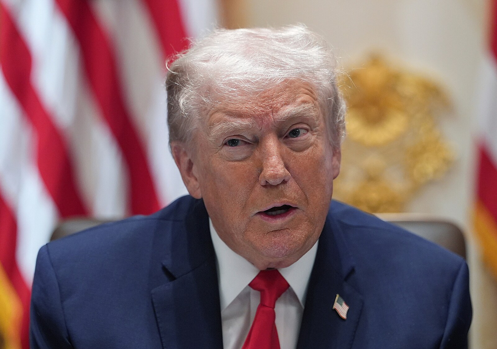 Brzy bezpečně do Venezuely, slíbil Trump a nařídil otevření vzdušného prostoru