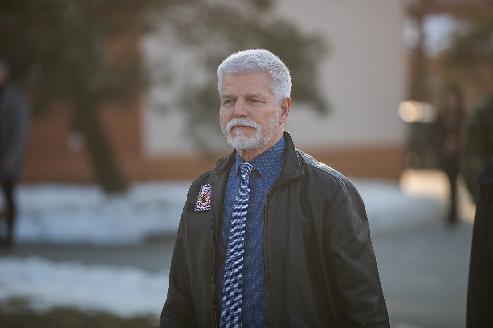 Sto milionů za pět dní. Češi se složili na mrznoucí Ukrajinu, děkuje jim i Pavel